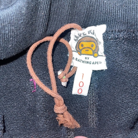 Kids BAPE Shorts - Picture 3 of 3